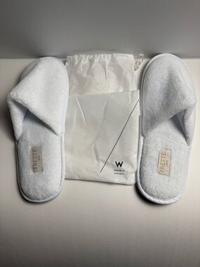 Luxury Frette 1860 White Terry Cloth Hotel Spa Slippers w/ WCarry Pouch One Size